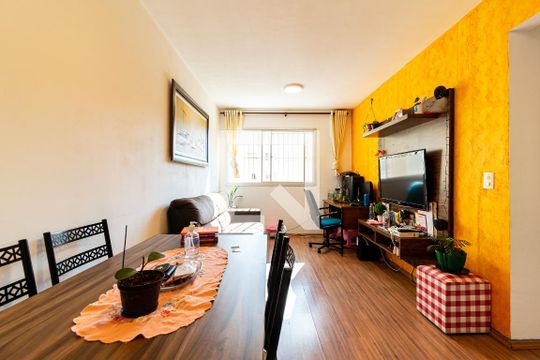 Sala de apartamento à venda com 2 quartos, 56m² em Vila Babilonia, São Paulo