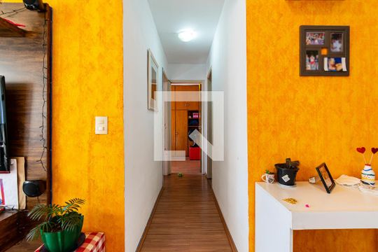 Sala de apartamento à venda com 2 quartos, 56m² em Vila Babilonia, São Paulo
