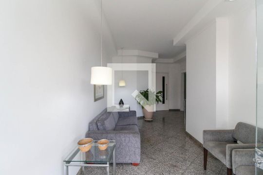 Hall de entrada de apartamento à venda com 2 quartos, 66m² em Chácara Inglesa, São Paulo