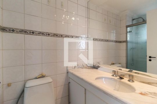 Banheiro do quarto 1 de apartamento à venda com 2 quartos, 66m² em Chácara Inglesa, São Paulo