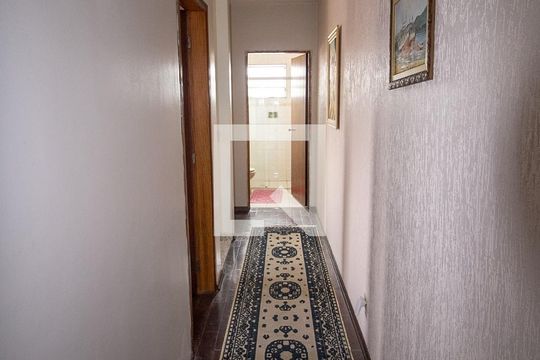 Corredor de casa à venda com 3 quartos, 299m² em São Lucas, São Paulo