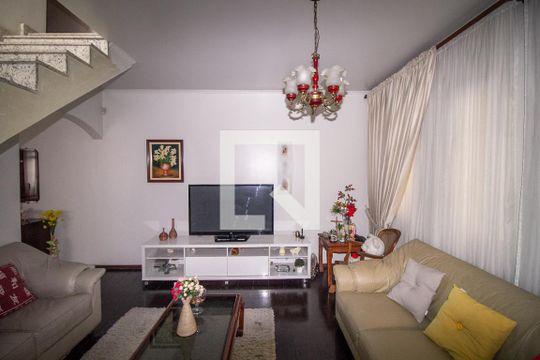 Sala de Estar de casa à venda com 3 quartos, 299m² em São Lucas, São Paulo