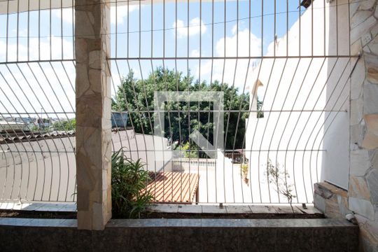 Vista da Suíte de casa à venda com 5 quartos, 250m² em Conceição, Osasco