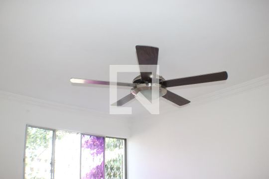 Sala de apartamento à venda com 2 quartos, 55m² em Taquara, Rio de Janeiro