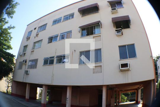 Fachada de apartamento à venda com 2 quartos, 55m² em Taquara, Rio de Janeiro