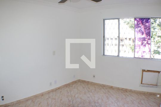 Sala de apartamento à venda com 2 quartos, 55m² em Taquara, Rio de Janeiro