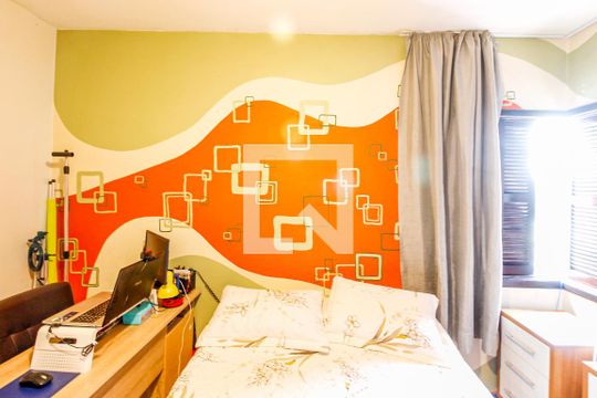 Quarto 3 de casa à venda com 3 quartos, 198m² em Jardim Casablanca, São Paulo