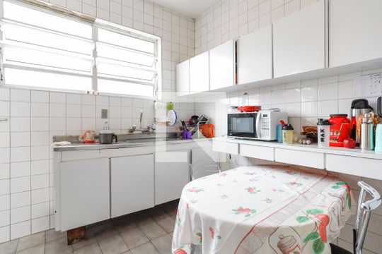 Cozinha de apartamento à venda com 3 quartos, 145m² em Bela Vista, São Paulo