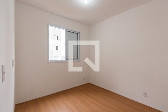 Quarto 2 de apartamento para alugar com 2 quartos, 40m² em Parque Reboucas, São Paulo