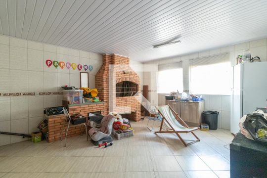 Churrasqueira de casa à venda com 2 quartos, 120m² em Cristal, Porto Alegre