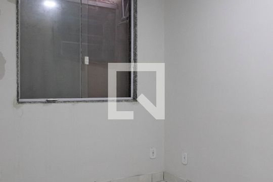 Quarto 1 de casa de condomínio para alugar com 2 quartos, 58m² em Recreio dos Bandeirantes, Rio de Janeiro