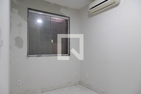 Quarto 1 de casa de condomínio para alugar com 2 quartos, 58m² em Recreio dos Bandeirantes, Rio de Janeiro