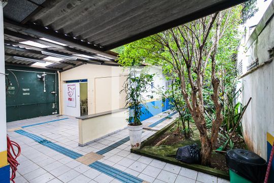 Quintal de casa à venda com 4 quartos, 340m² em Centro, Santo André