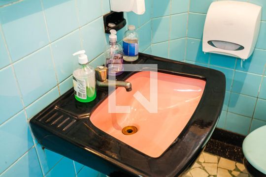 Lavabo de casa à venda com 4 quartos, 340m² em Centro, Santo André