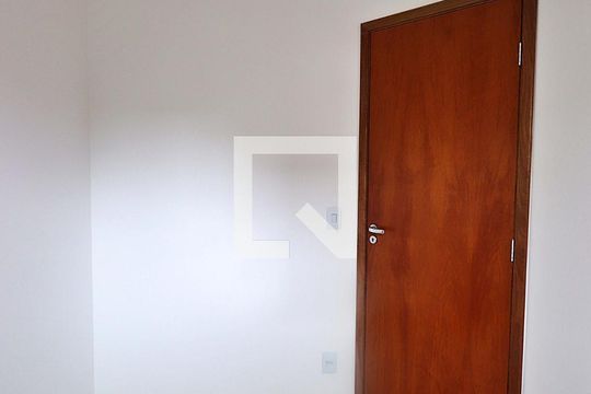 Quarto 1 de apartamento à venda com 2 quartos, 80m² em Jardim Las Vegas, Santo André