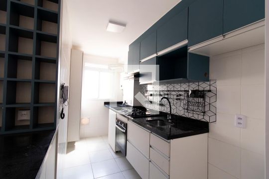 Cozinha de apartamento à venda com 2 quartos, 42m² em Jardim Iris, São Paulo