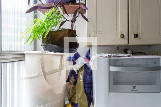 Área de Serviço de apartamento à venda com 2 quartos, 63m² em Centro, Osasco