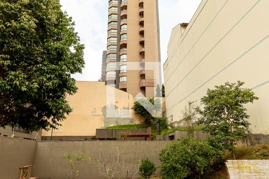 Casa para alugar com 1 quarto, 407m² em Centro, Novo Hamburgo