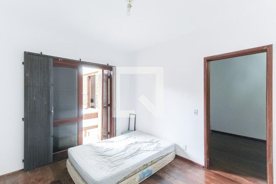 Quarto 1 de casa à venda com 4 quartos, 526m² em Teresópolis, Porto Alegre