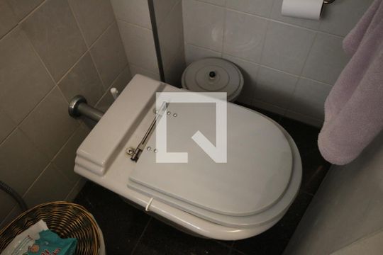 Banheiro de apartamento à venda com 3 quartos, 127m² em Cambuci, São Paulo
