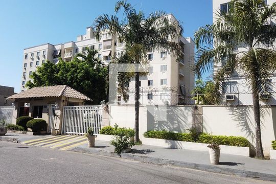 Fachada de apartamento para alugar com 2 quartos, 51m² em Taquara, Rio de Janeiro