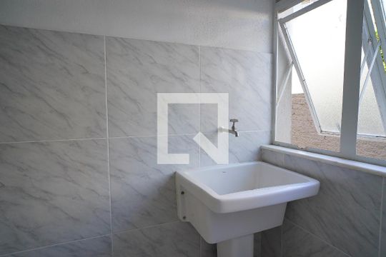 Cozinha - Área de Serviço de apartamento à venda com 3 quartos, 77m² em Passo D’areia, Porto Alegre