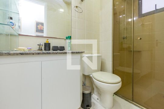 Banheiro de apartamento à venda com 2 quartos, 54m² em Chácara Santo Antônio (zona Sul), São Paulo