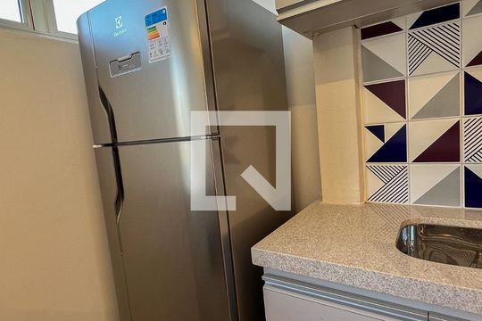 Cozinha americana de apartamento para alugar com 1 quarto, 40m² em Itaim Bibi, São Paulo