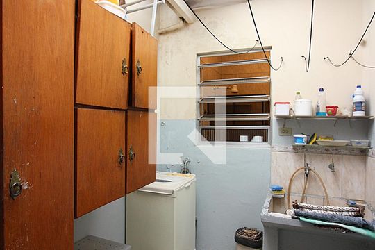 Lavanderia de casa à venda com 4 quartos, 219m² em Anchieta, São Bernardo do Campo