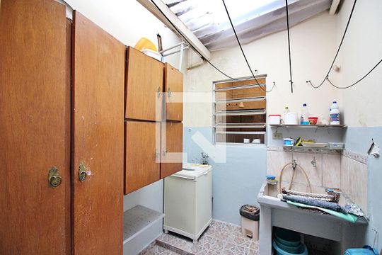 Lavanderia de casa à venda com 4 quartos, 219m² em Anchieta, São Bernardo do Campo