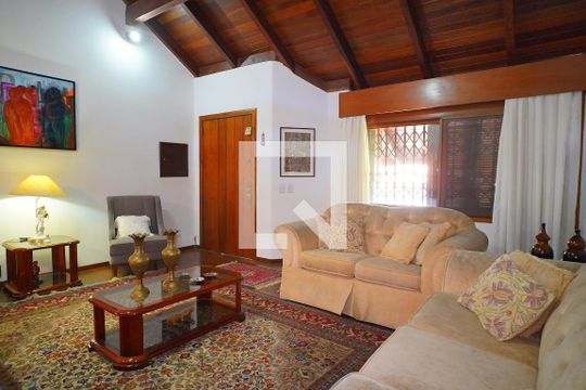 Sala de casa à venda com 3 quartos, 390m² em Boa Vista, Porto Alegre