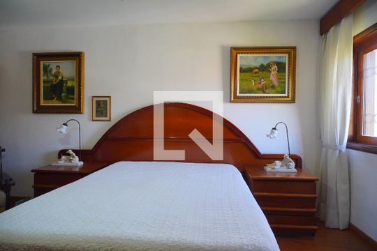 Suite de casa à venda com 3 quartos, 390m² em Boa Vista, Porto Alegre