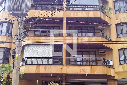 Fachada de apartamento para alugar com 3 quartos, 276m² em Enseada, Guarujá