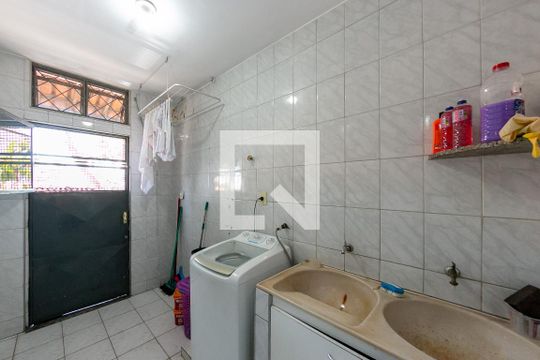 Área de Serviço de casa à venda com 3 quartos, 240m² em Inconfidentes, Contagem