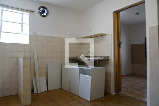 Cozinha de casa para alugar com 2 quartos, 55m² em Vila Palmeiras, São Paulo