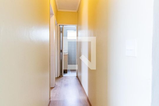 Corredor de apartamento à venda com 2 quartos, 63m² em Vila Santa Catarina, São Paulo