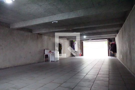 Garagem de casa à venda com 4 quartos, 444m² em Vila Palmeiras, São Paulo