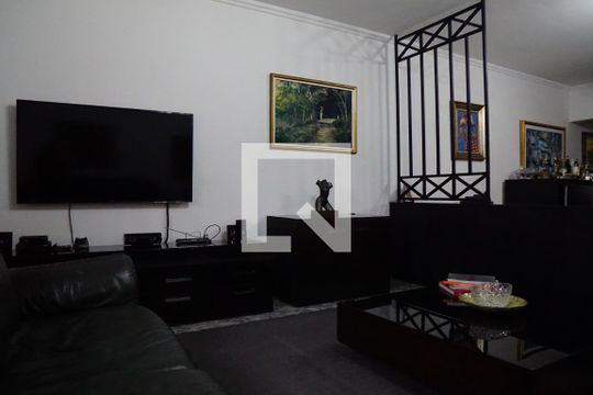 Sala de casa para alugar com 4 quartos, 444m² em Vila Palmeiras, São Paulo