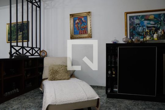 Sala de casa para alugar com 4 quartos, 444m² em Vila Palmeiras, São Paulo