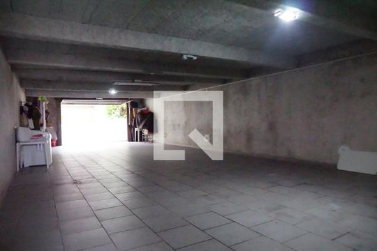 Garagem de casa à venda com 4 quartos, 444m² em Vila Palmeiras, São Paulo