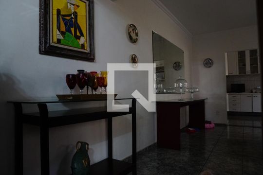 Sala de casa para alugar com 4 quartos, 444m² em Vila Palmeiras, São Paulo