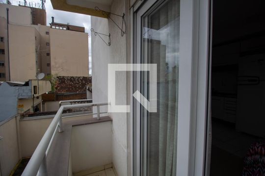 Varanda de kitnet/studio para alugar com 1 quarto, 42m² em Centro, São Leopoldo