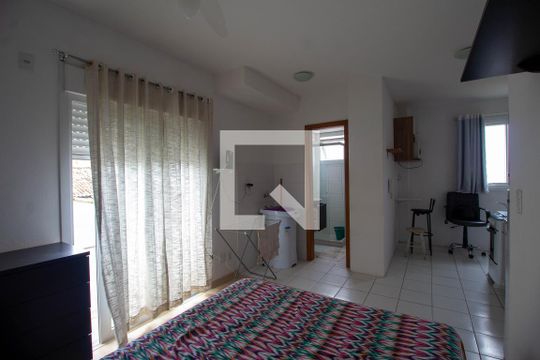 Sala/Quarto de kitnet/studio para alugar com 1 quarto, 42m² em Centro, São Leopoldo