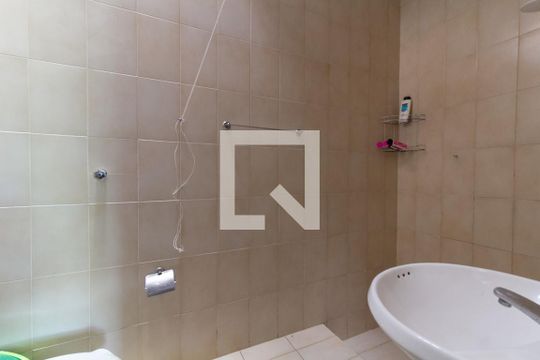 Banheiro suíte 3 de casa para alugar com 6 quartos, 230m² em Jardim Paulistano, Sorocaba
