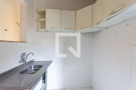 Cozinha  de apartamento à venda com 2 quartos, 52m² em Fonseca, Niterói