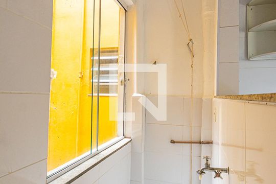 Área de Serviço de apartamento à venda com 2 quartos, 52m² em Fonseca, Niterói