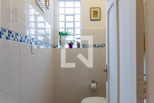 1o. Andar - Lavabo de casa à venda com 5 quartos, 220m² em Liberdade, São Paulo