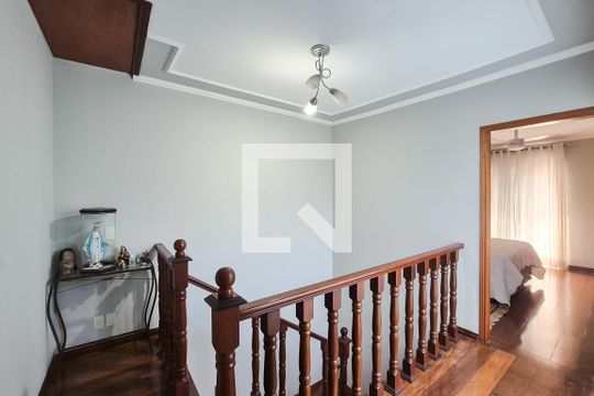 corredor de casa à venda com 3 quartos, 250m² em Taboão, São Bernardo do Campo