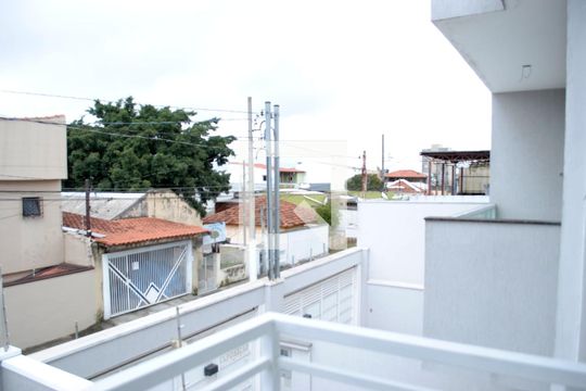 Vista de casa à venda com 3 quartos, 120m² em Vila Macedópolis, São Paulo