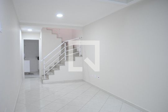Casa à venda com 3 quartos, 120m² em Vila Macedópolis, São Paulo